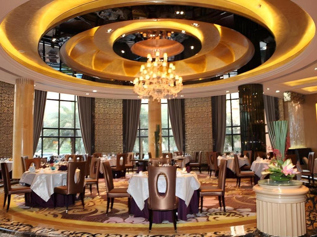Chateau Starriver Guangzhou Peninsula Exterior photo