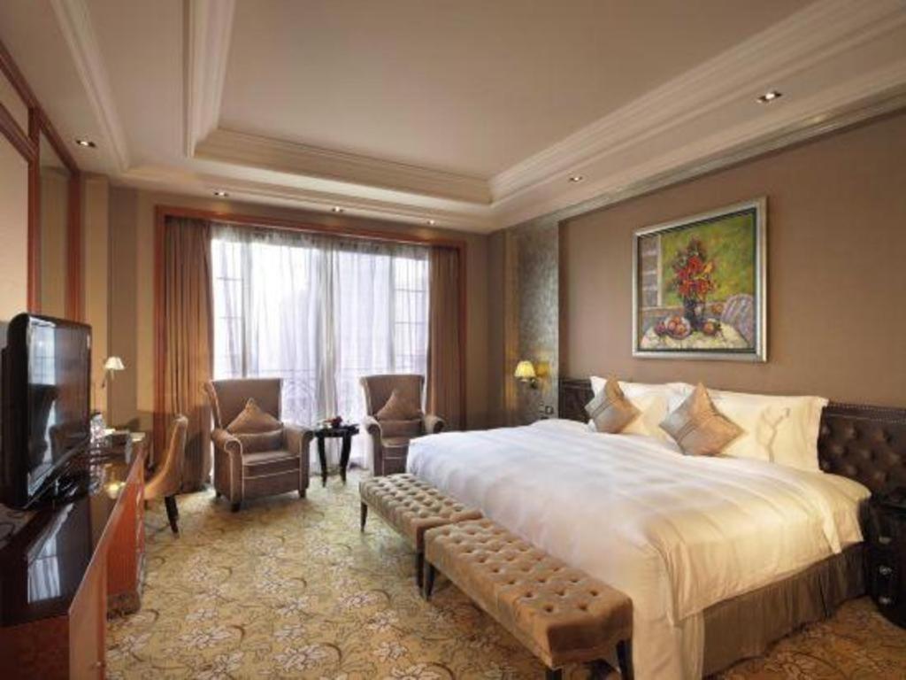 Chateau Starriver Guangzhou Peninsula Exterior photo