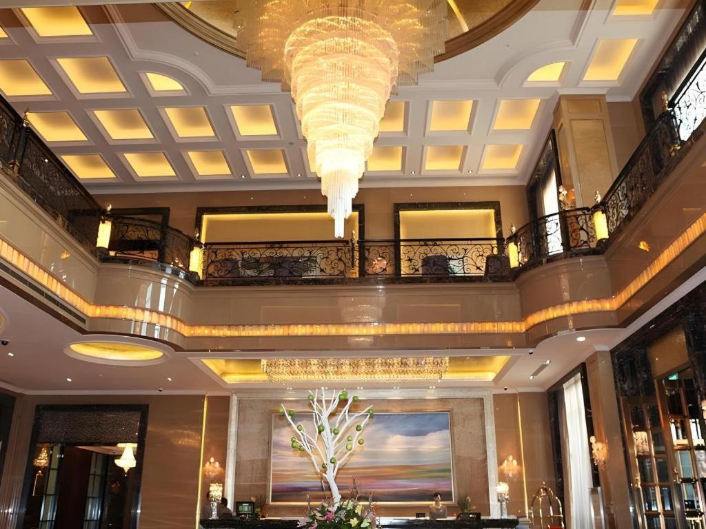 Chateau Starriver Guangzhou Peninsula Exterior photo